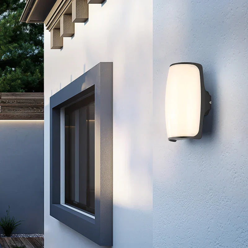 AquaShield | Udendørs væglampe | Vandtæt LED | Moderne design | Højkvalitets aluminium | Elegant IP66 belysning | 15W LED | Perfekt til