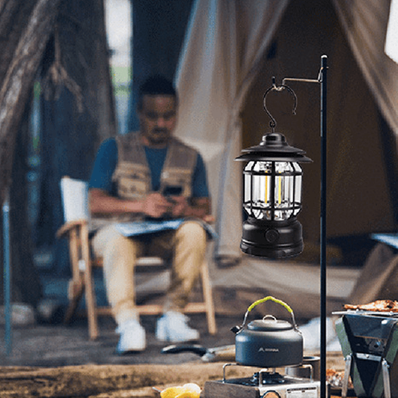 Bærbar Vintage LED Lanterne | Retro Camping Lys | Udendørs Belysning | Justerbar Intensitet | Ideel til Festivaler, Picnic og Have | Moderne