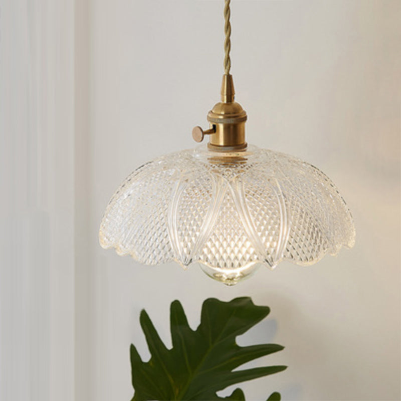 Elegant lampe | Håndblæst glas | Klar farve | Industrielt design | Perfekt til spisesteder | Rund skærm | E26/E27 fatning | LED kompatibel