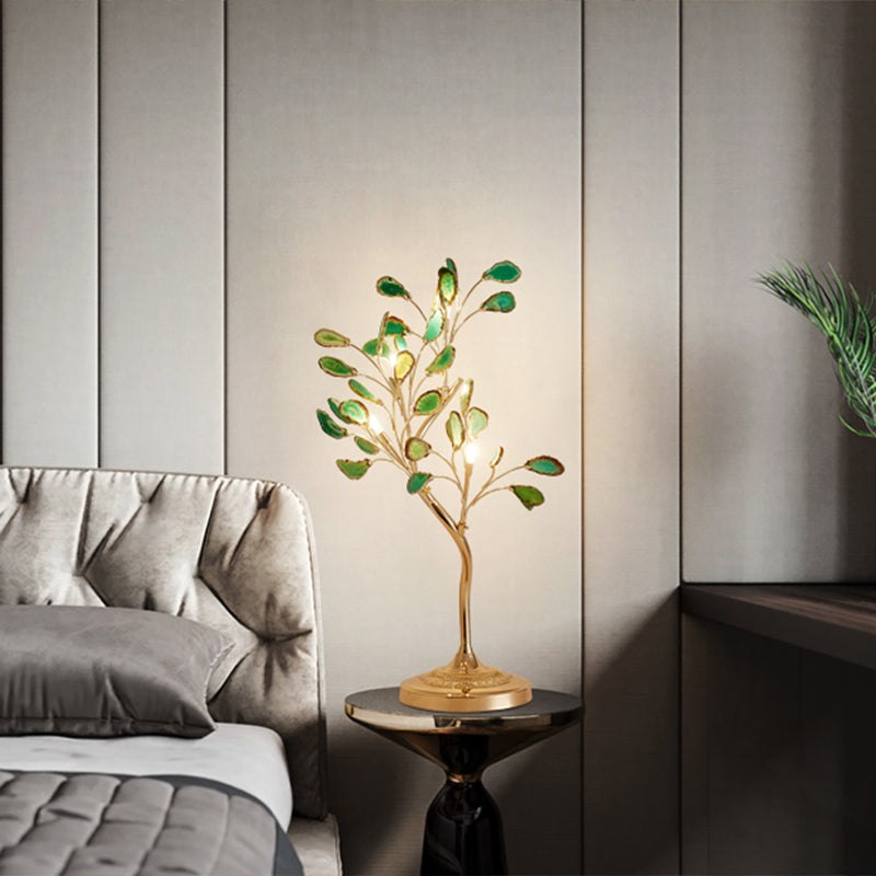 Tree Lever | Bordlampe med Naturlige Agatsten | Moderne Design | 4-lys | Guldbase | H: 71 cm | Blå/Grøn | Perfekt til Soveværelse og Kontor | LED