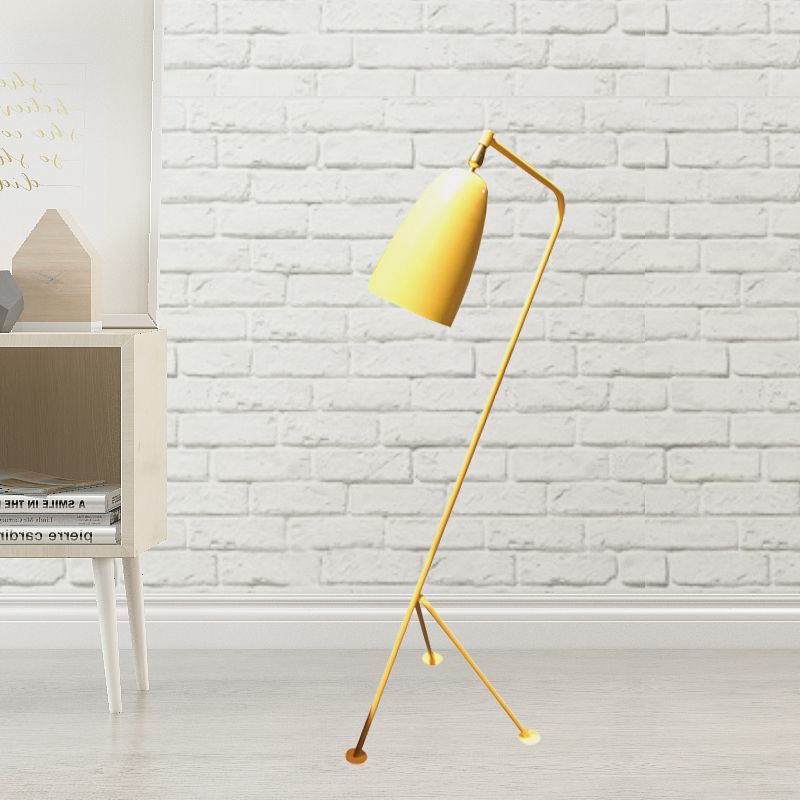 Carvella | Gulvlampe | Stilrent Design | Elegant Belysning | Holdbar Konstruktion | Høj Kvalitet | Moderne Interiør | Egnet til Stue, Soveværelse,