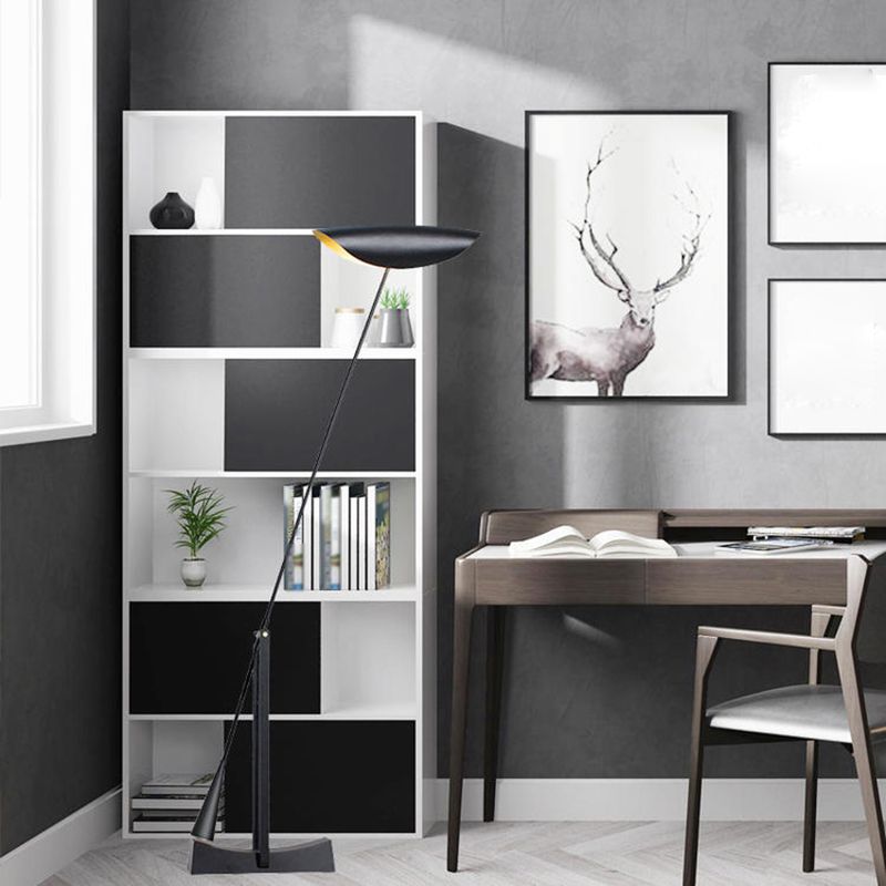 Feranvia | Moderne Gulvlampe | Tidssløst Minimalistisk Design | Stabil Base | Høj Kvalitet | Effektiv Belysning | Passer til Stue, Soveværelse,