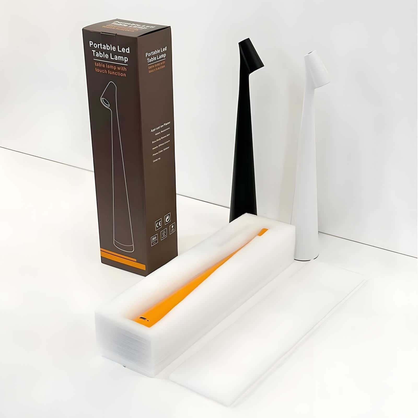 LunaSlim | Trådløs bordbelysning | Slankt design | Justerbar lysstyrke | Aluminium | Genopladeligt batteri | Hurtig opladning | Lang levetid