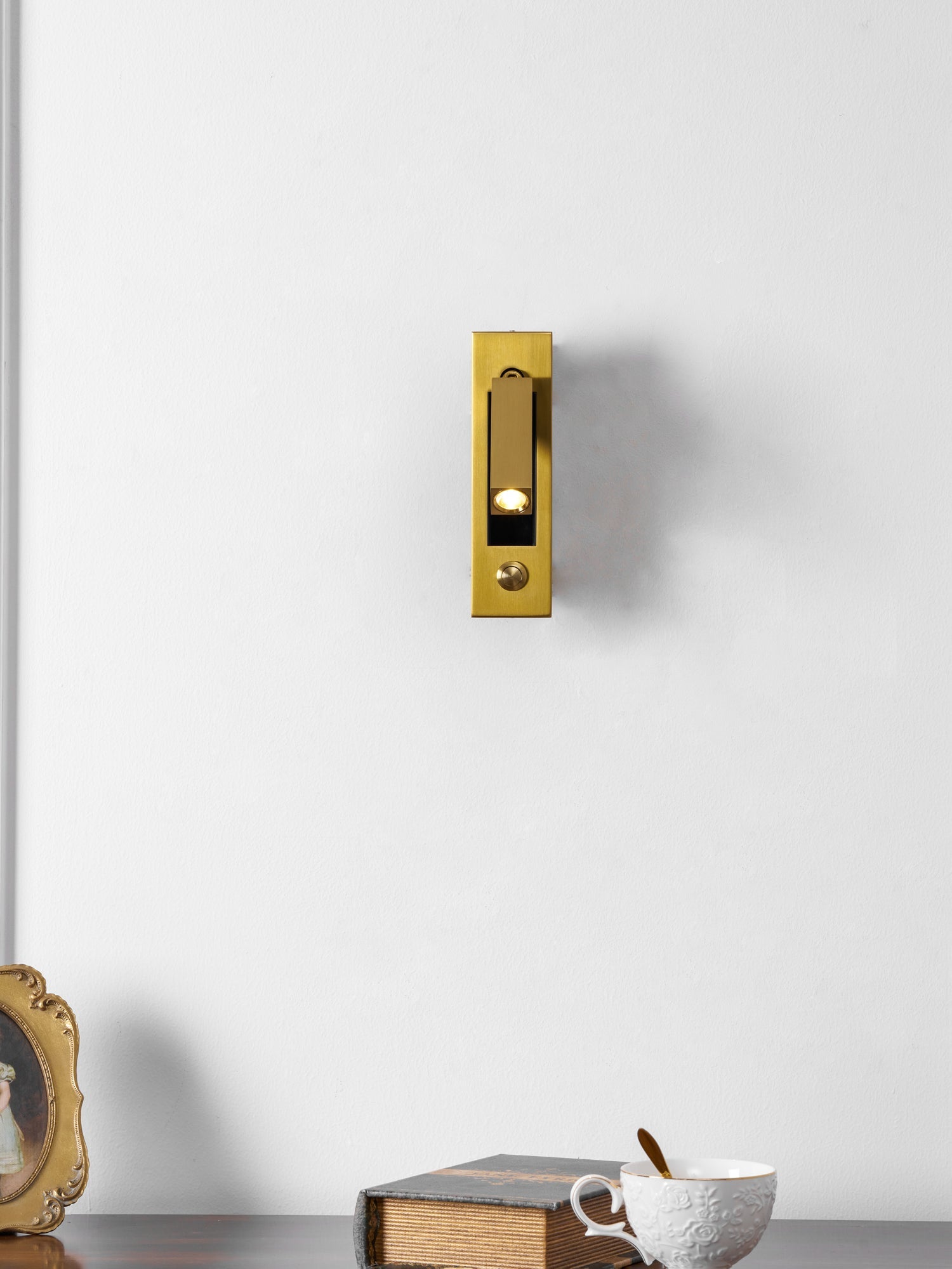 Vera | Sconce