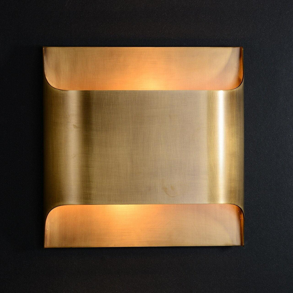 Penny | Brass Wall Lamp