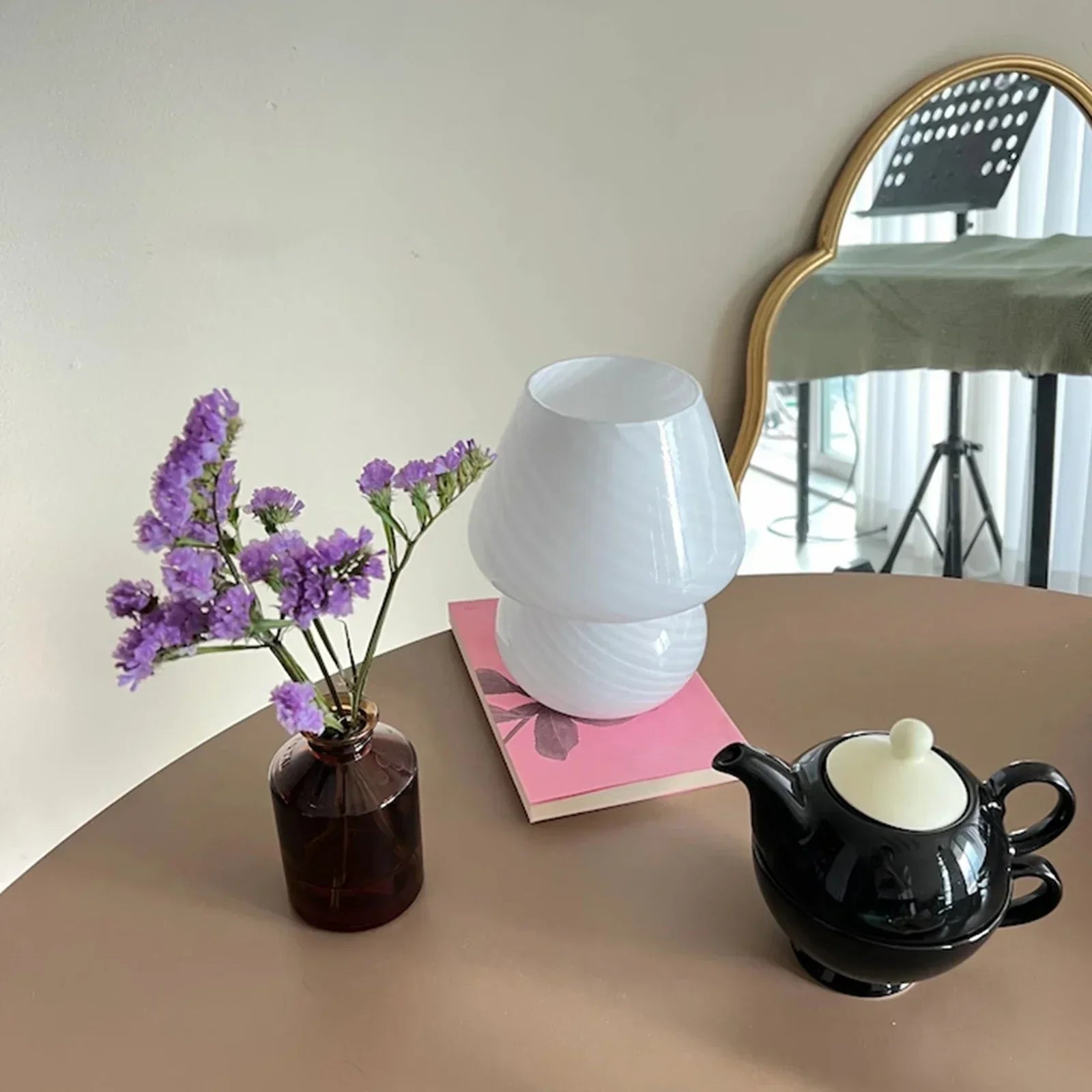 ZenGlow | Glaslampe med Justerbar Arm | Moderne Design | Varmt LED Lys | Ideel til Arbejdsstationer | Luminoir Belysning | Glasmateriale