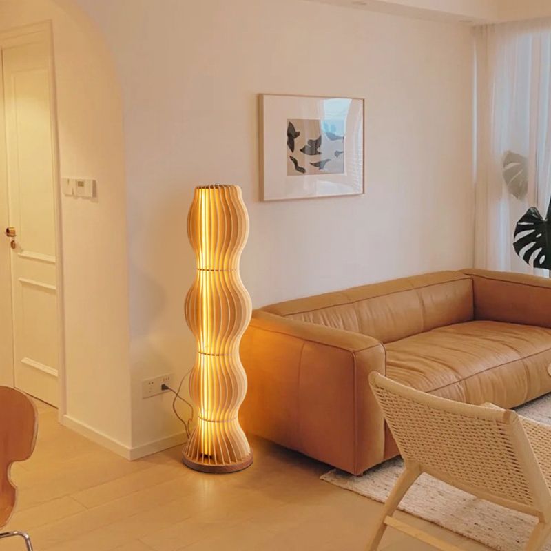 Celso | Moderne Design | Bølgede Gulvlampe | Høj Kvalitet | Effektiv Belysning | Stue | Soveværelse | Holdbar
