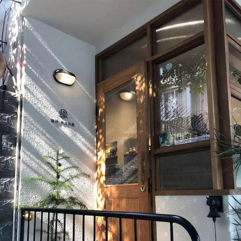 IronLicht | Industriel udendørs væglampe | IP65 Vejrbestandig | E27 LED-kompatibel | Modern Design i Aluminium | Ideel til Terrasse og Have | Sort