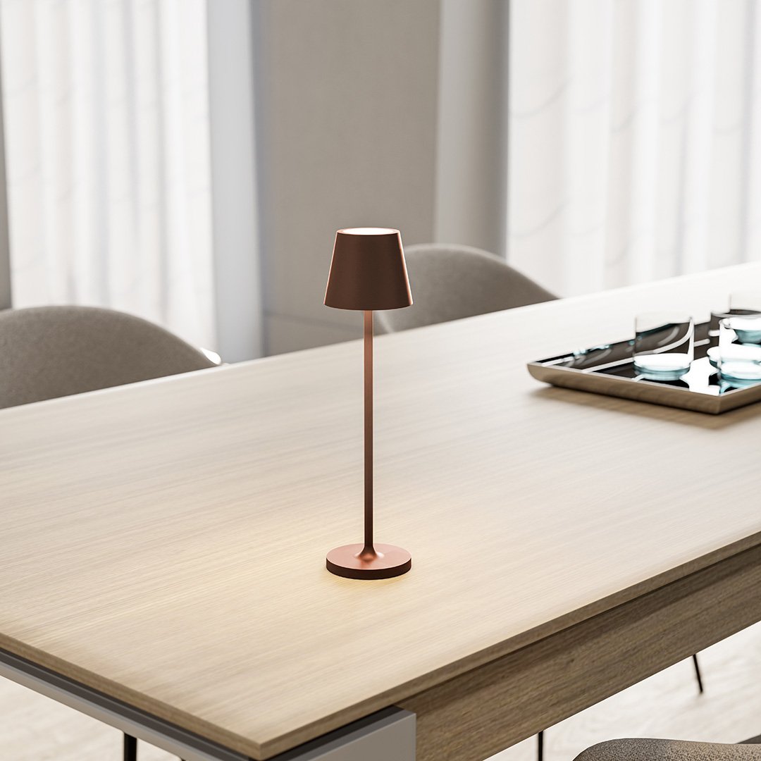 NOVA | LED | Smuk slank lampe til skrivebordet | Moderne design | Holdbar