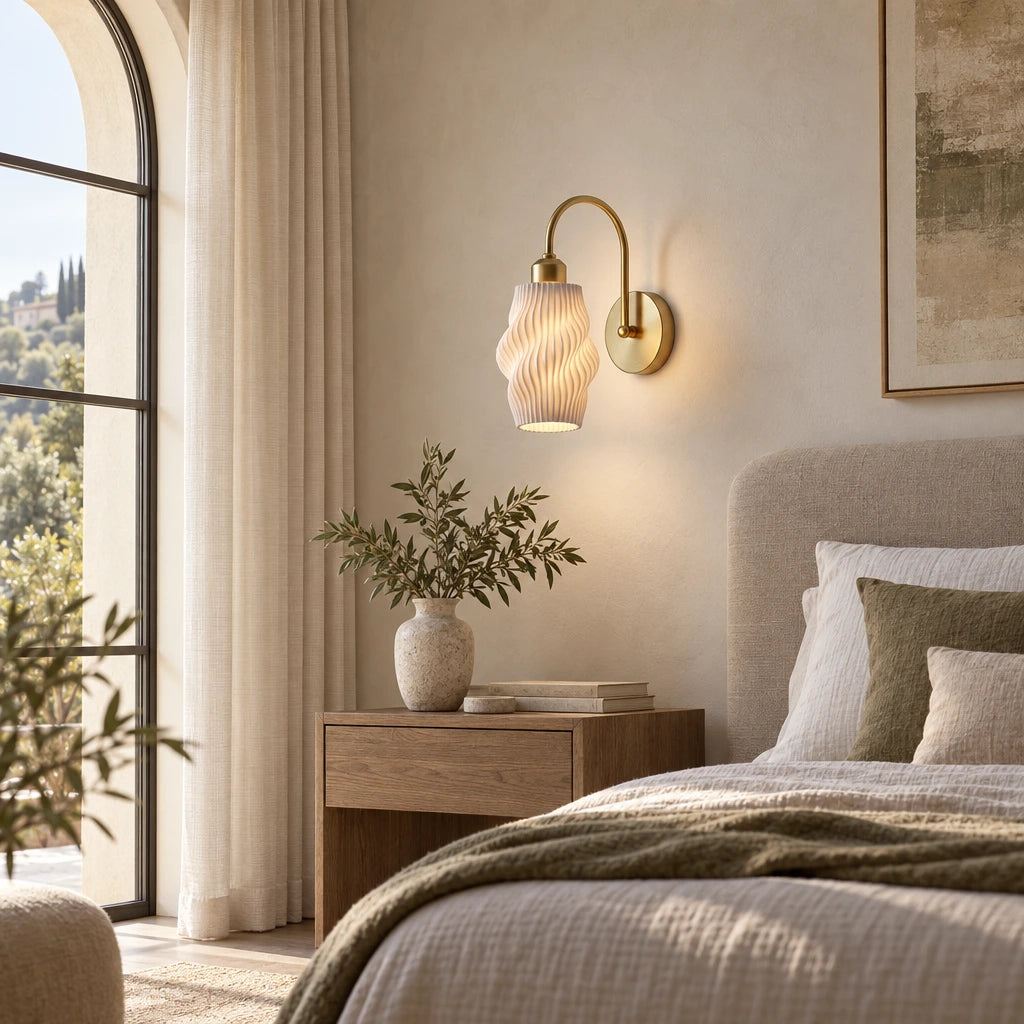 Demi | Gold Wall Light