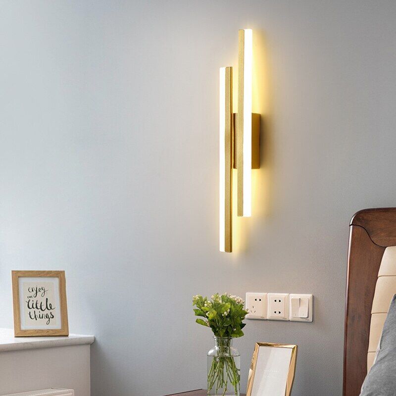 Moderne vægarmatur | LED lys | Slankt design | Stue, soveværelse, gang | Sort/guld | Energi-effektiv | Lang levetid | 3㎡-5㎡ | 15x10x5 cm | 111V~240V