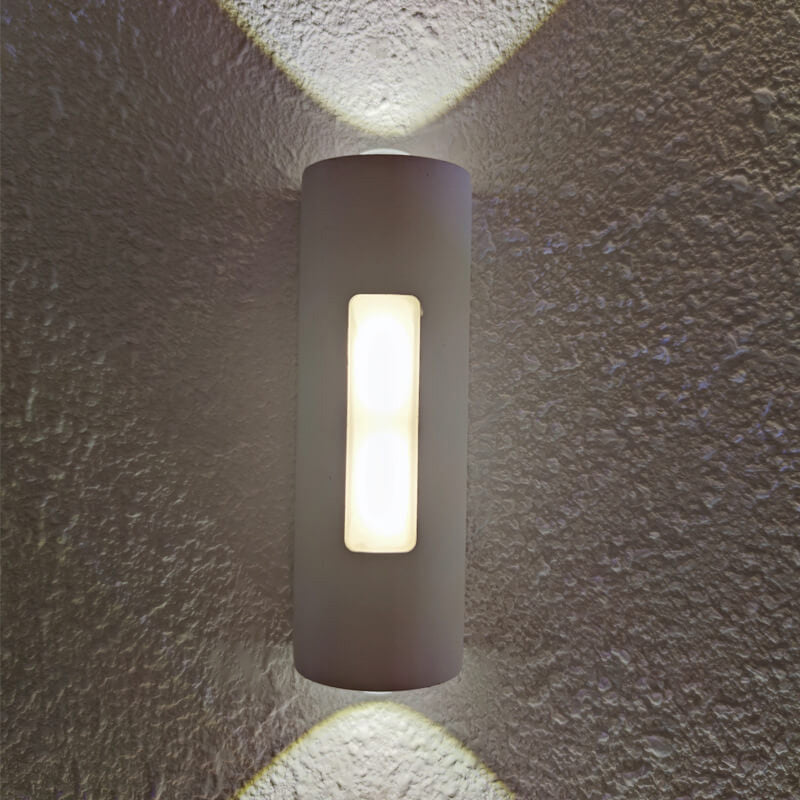 Luminoir LED Væglampe | Cylinderformet Design | Sort/Hvid | Moderne Udendørsbelysning | Energieffektiv | 7W | 700 lm | Aluminium & Glas | IP Værdi