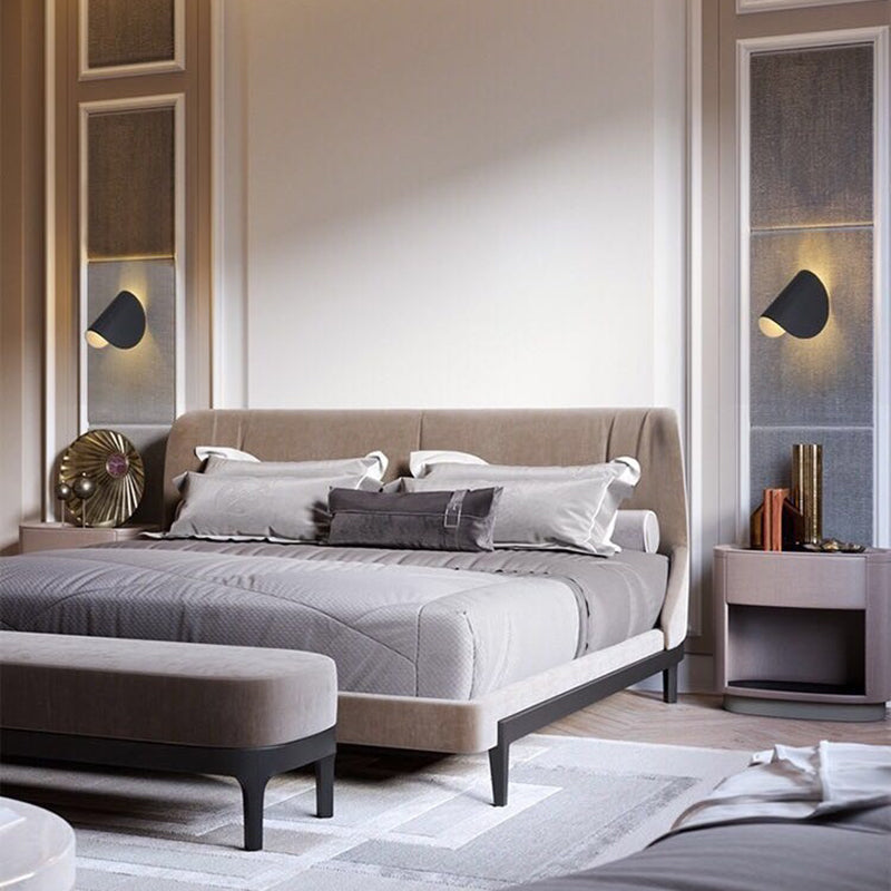 Eveline LED-vægbelysning | Geometrisk design | Indendørs og udendørs brug | Fire farver: rød, hvid, sort, blå | Holdbart metal | 5W