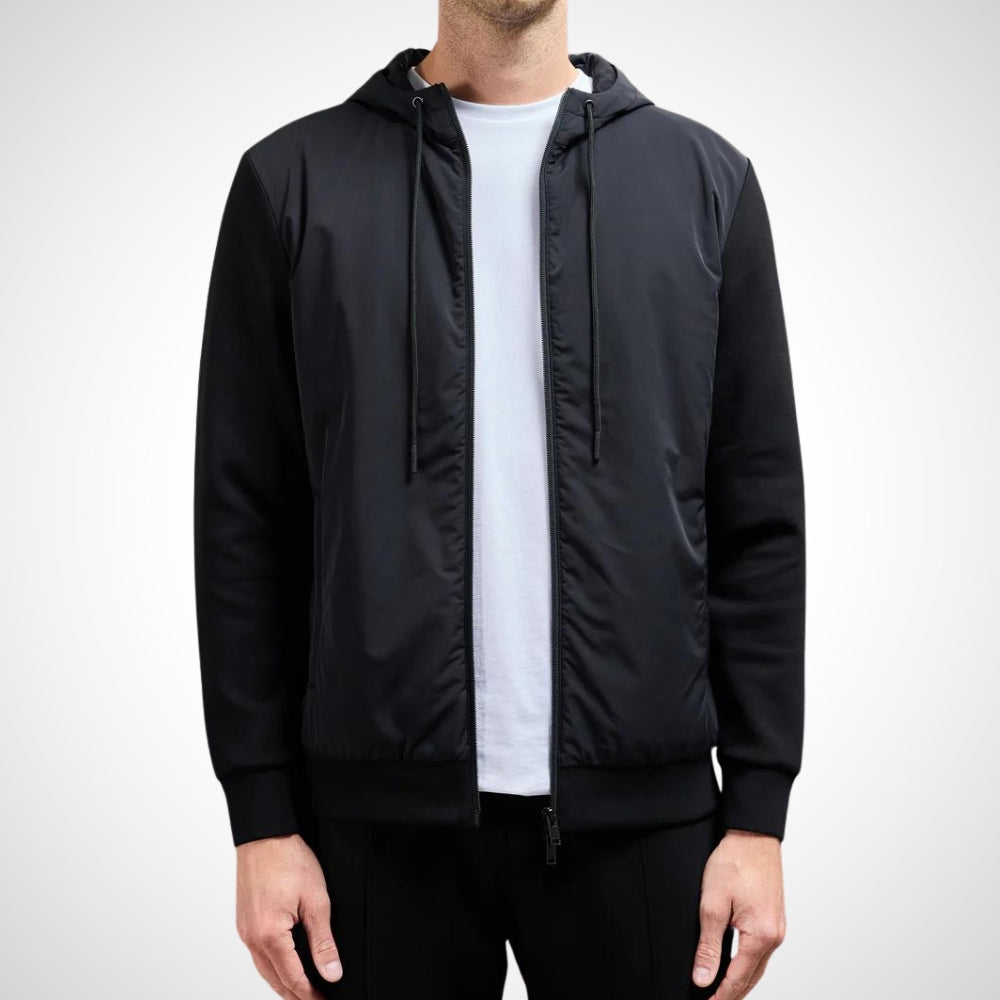 Urban komfortsæt til mænd | Puento Formade - TP92 | Minimalistisk hættetrøje & slim fit bukser i blød åndbar