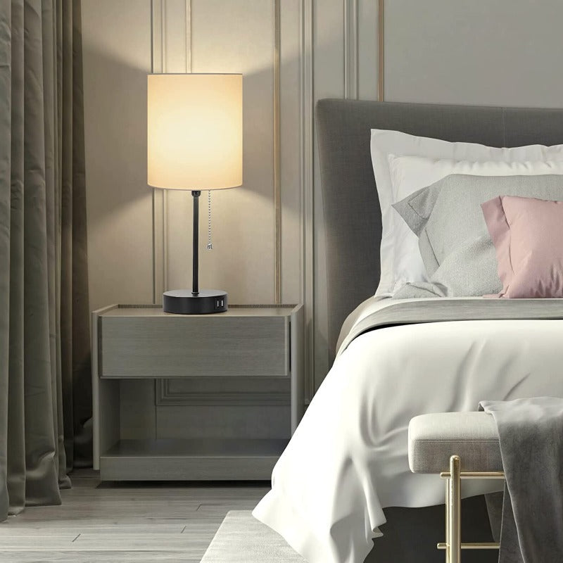 Sæt | 2 Moderne Bordlamper | Grå Skærme | USB Opladning | AC-Stik | Trækkontakt | Rustfri