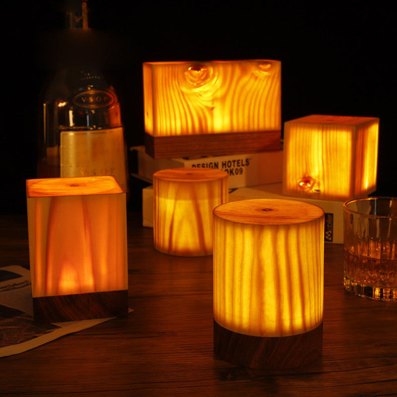 LumiWood | Trådløs LED Lampe | Berøringstyret | Indbygget Batteri | Trælook | Moderne Design | Justerbar Lysstyrke | 25 cm