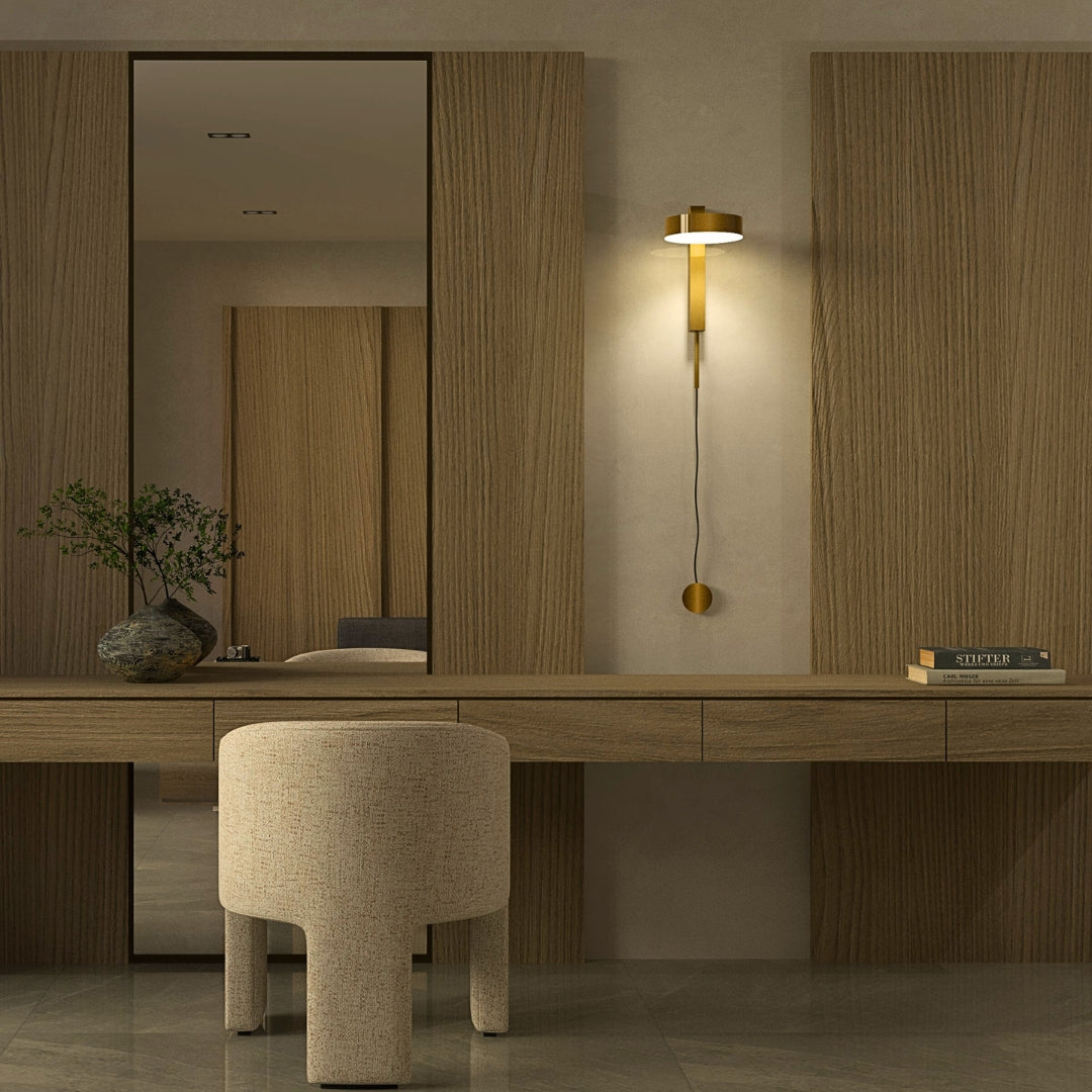 Celine Lampeskærm | Aluminium | Dæmpbar LED | Roterende Skærm | Moderne Design | 20W | Væglampe | Højde 28 cm | Bredde 10 cm | Justerbar længde 66 cm