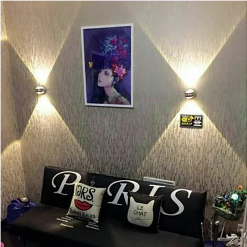 Luminoir | Elegant LED Væglampe | Krystal & Metal | Energieffektiv | 3000K Varm Hvid | 8W | 35x15x10 cm | Moderne Design | Perfekt til Stue og