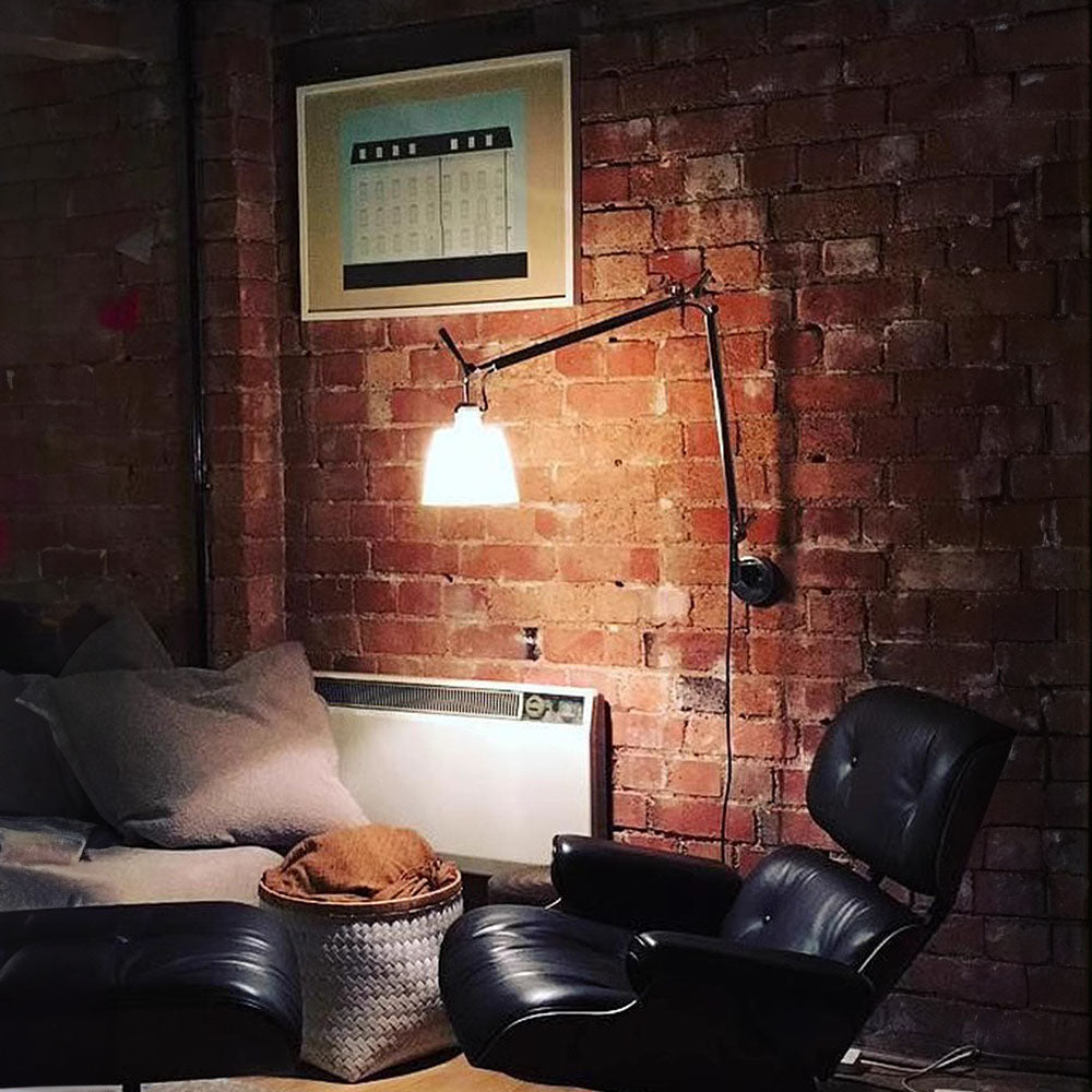 Moderne Sølvfarvet Drejelig Væglampe | Elegant Design | Tilpasselig Belysning | H43 x Ø43 cm | Stof & Jern Materiale | CE & UL Certificering | Ideel