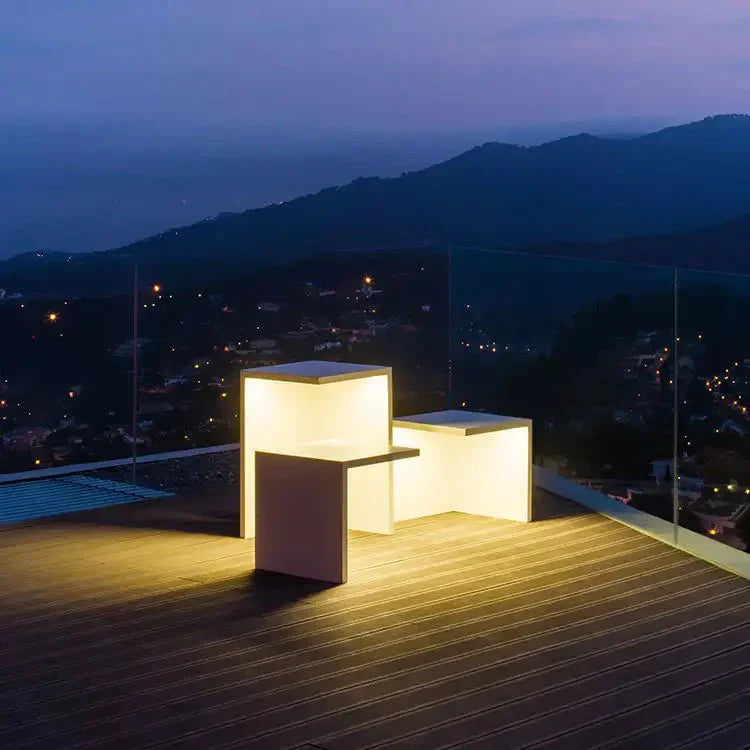 Luminoir Udendørs Solcellelampe | LED Belysning | Sort Design | Energibesparende | Forskellige Størrelser | Elegant og Holdbar | Nem Installation