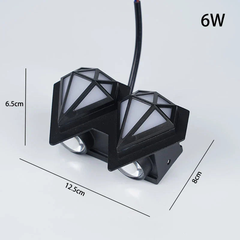 AquaGuard Udendørs Væglampe | IP65 Vejrmodstand | LED Lysstyrkevalg | Nem Installation | Holdbart Aluminium