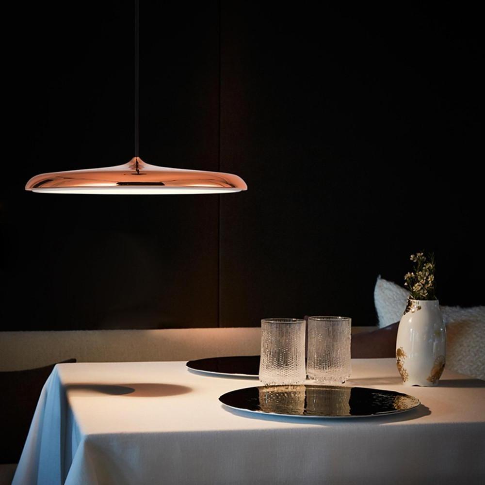 Cirkulær LED loftslampe | Justerbar kabellængde | Sort/Gold Finish | 40 cm Diameter | 24W | 3000K/6000K | Metaldesign | Moderne stil | Egnet til
